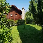 Charming In Matas With Pool And Jacuzzi アパート Mata